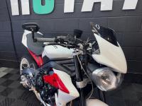 TRIUMPH STREET TRIPLE 675
