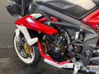 TRIUMPH STREET TRIPLE 675