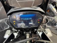 TRIUMPH TIGER 800