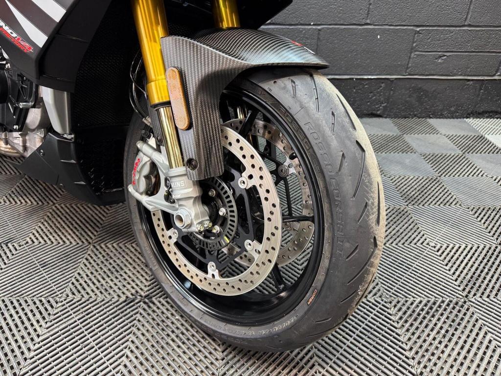 APRILIA Tuono 1100 V4