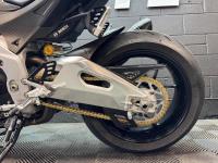 APRILIA Tuono 1100 V4