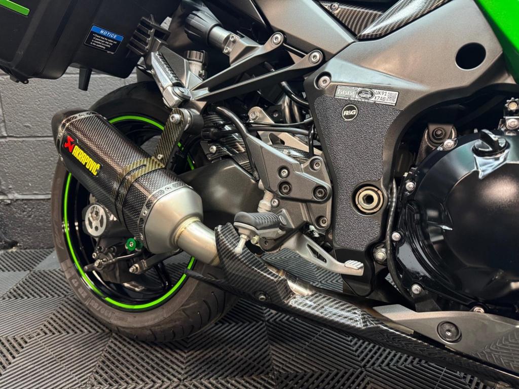 KAWASAKI Z1000