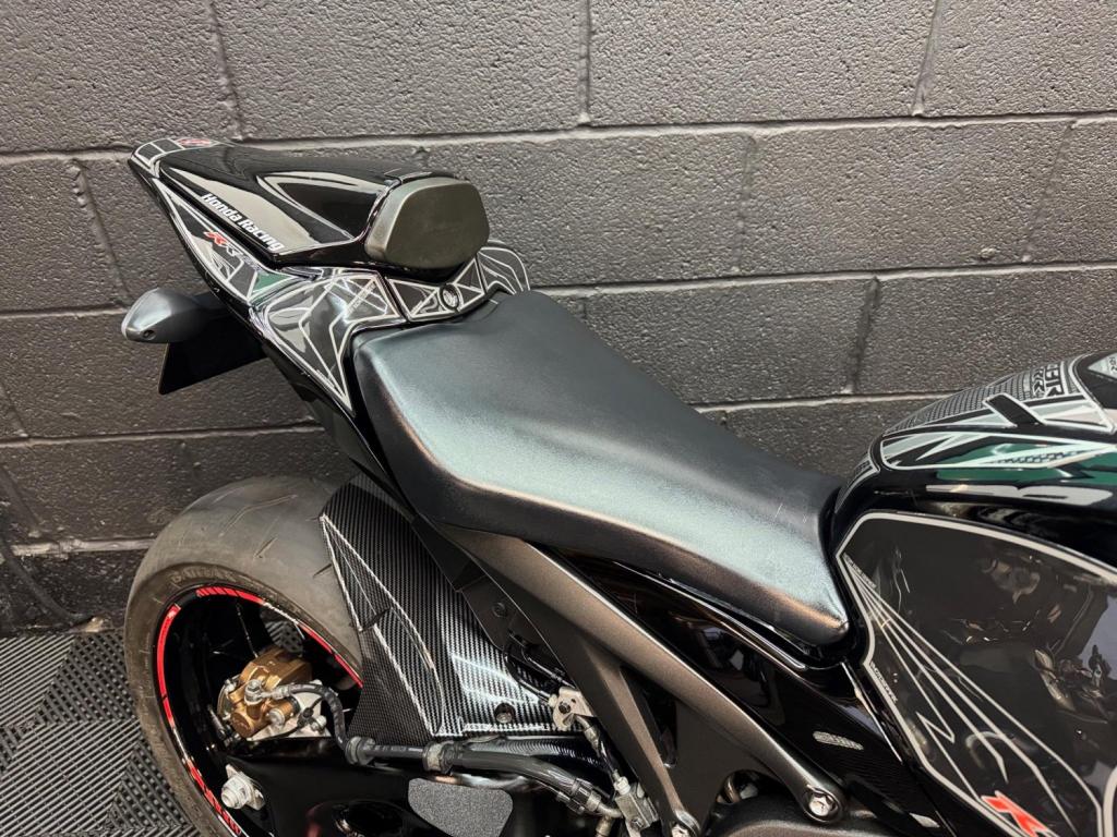 HONDA CBR1000RR Fireblade