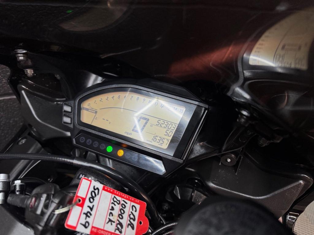 HONDA CBR1000RR Fireblade