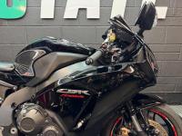 HONDA CBR1000RR Fireblade