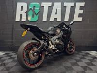 HONDA CBR1000RR Fireblade