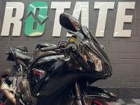 HONDA CBR1000RR Fireblade