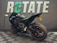 HONDA CBR1000RR Fireblade