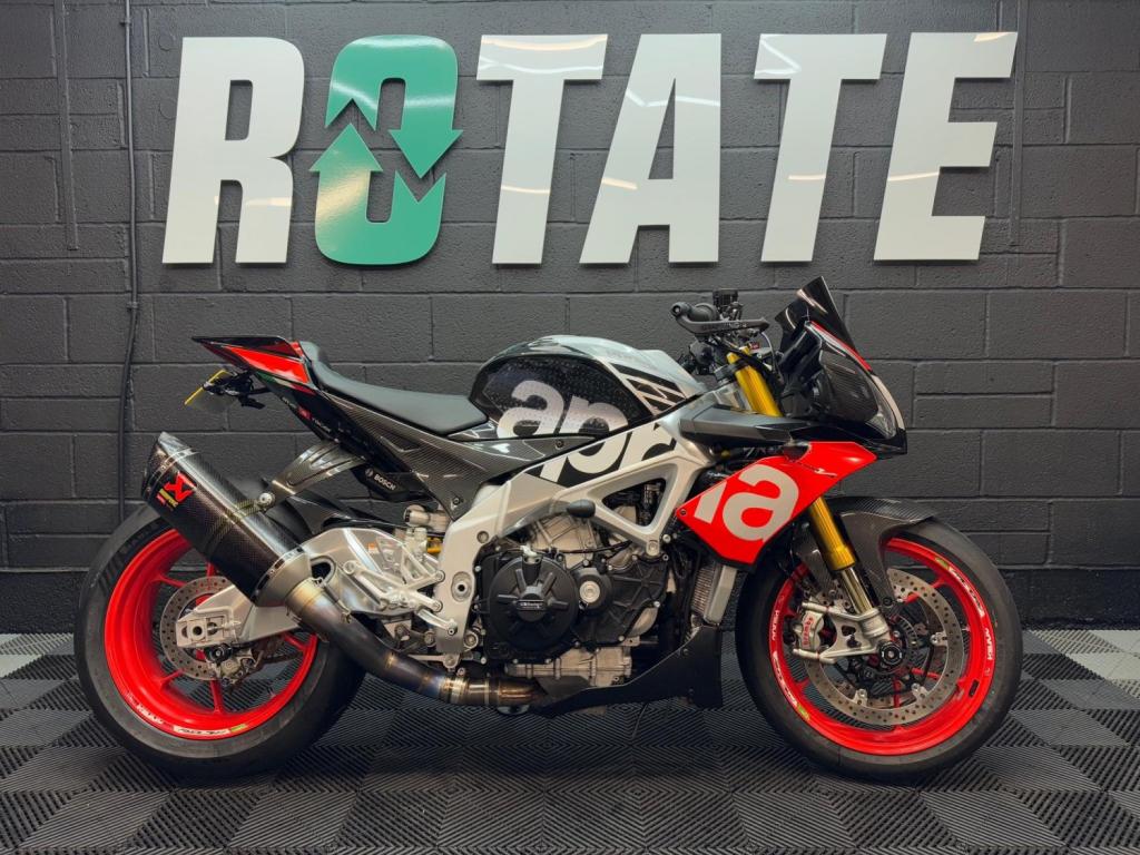 APRILIA Tuono 1100 V4