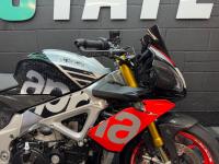 APRILIA Tuono 1100 V4