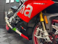 APRILIA RSV4