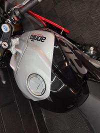 APRILIA RSV4