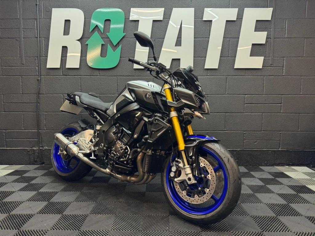 YAMAHA MT-10