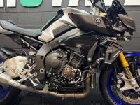 YAMAHA MT-10