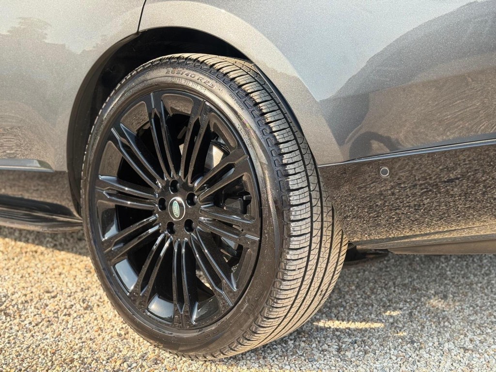 LAND ROVER RANGE ROVER