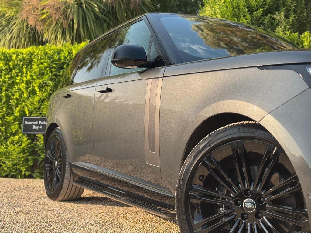 LAND ROVER RANGE ROVER