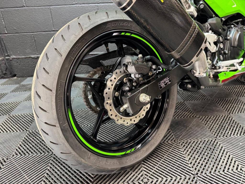 KAWASAKI Ninja 400