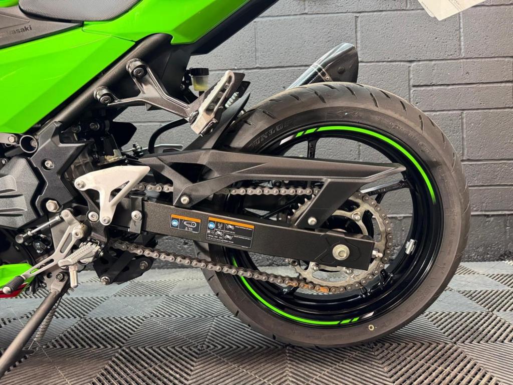 KAWASAKI Ninja 400
