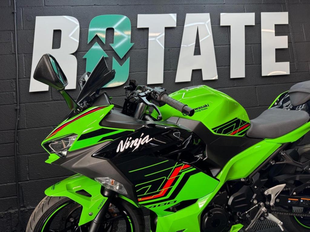 KAWASAKI Ninja 400