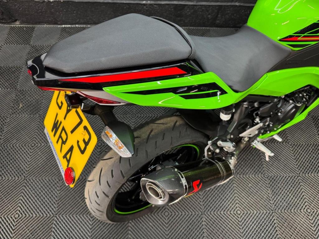 KAWASAKI Ninja 400