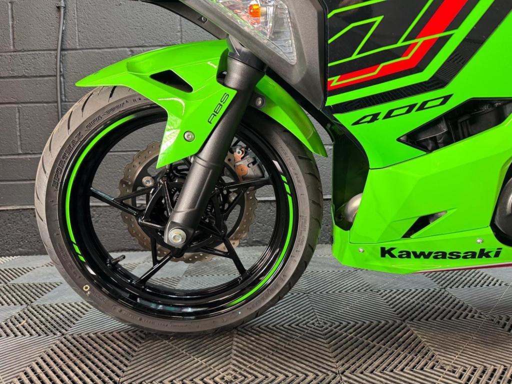 KAWASAKI Ninja 400
