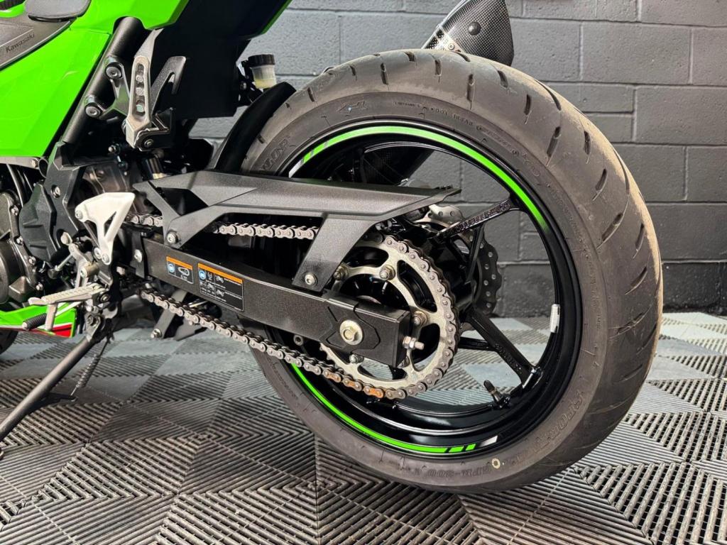 KAWASAKI Ninja 400