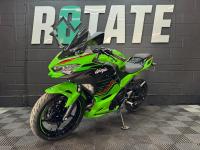 KAWASAKI Ninja 400