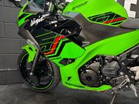 KAWASAKI Ninja 400