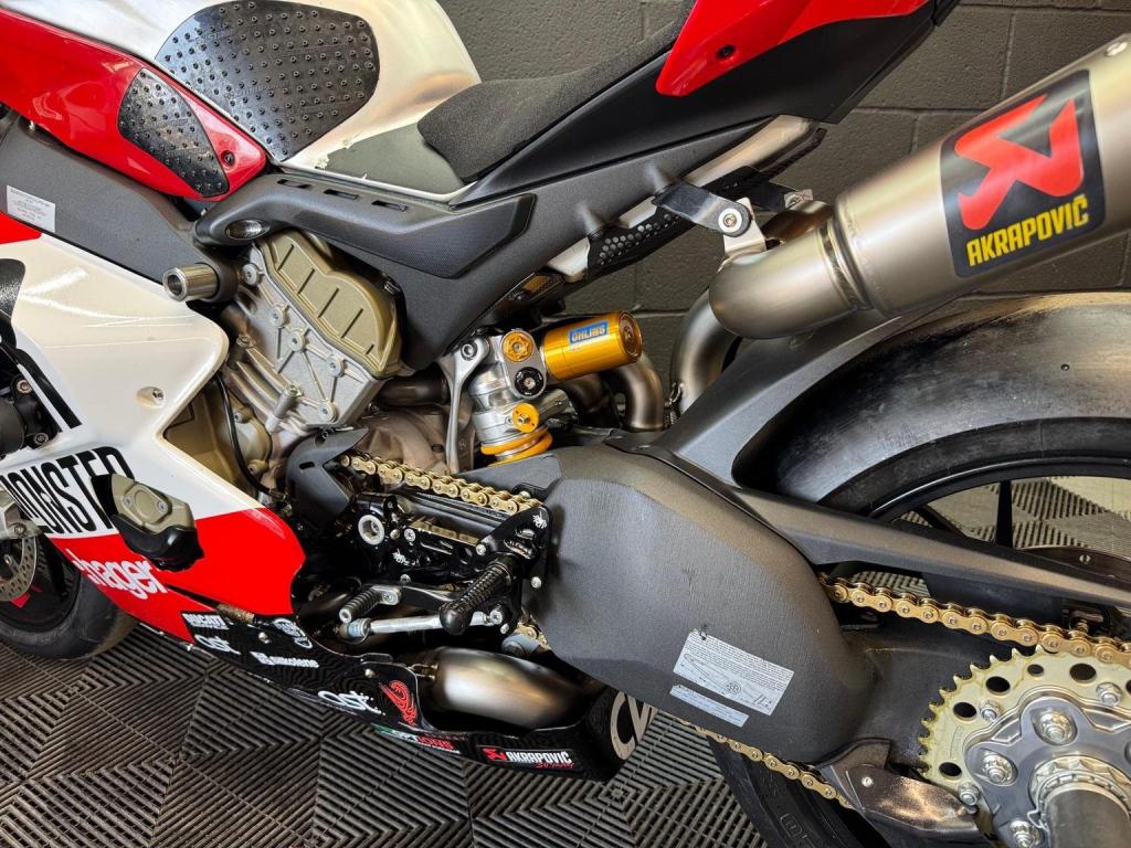 DUCATI PANIGALE V4R