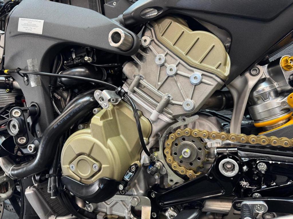 DUCATI PANIGALE V4R
