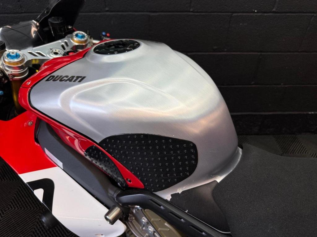 DUCATI PANIGALE V4R
