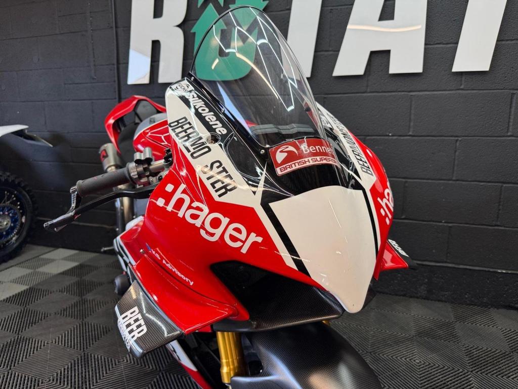 DUCATI PANIGALE V4R