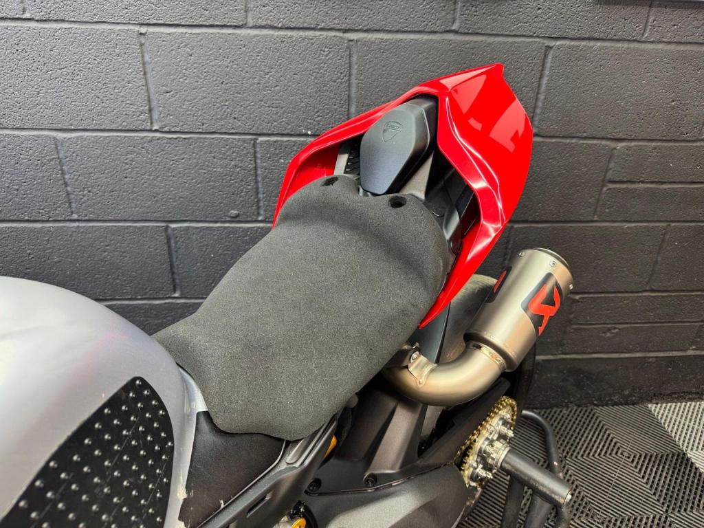 DUCATI PANIGALE V4R