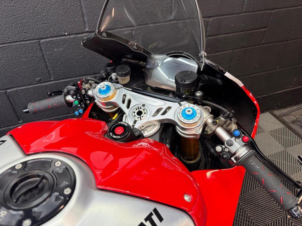 DUCATI PANIGALE V4R
