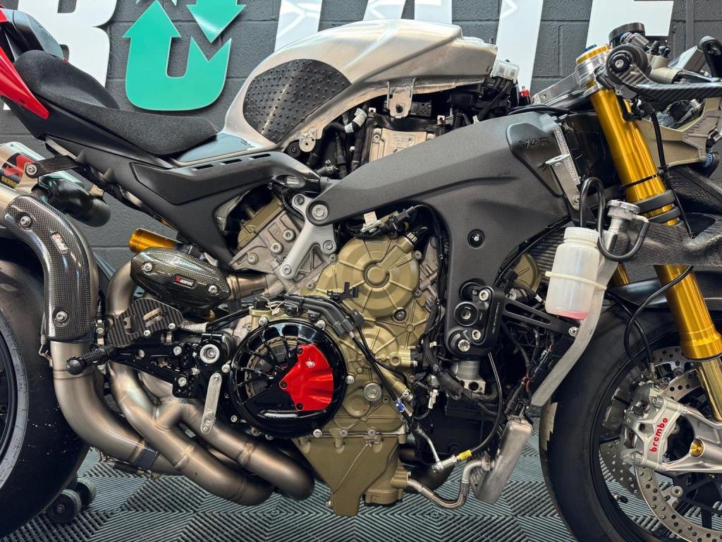 DUCATI PANIGALE V4R