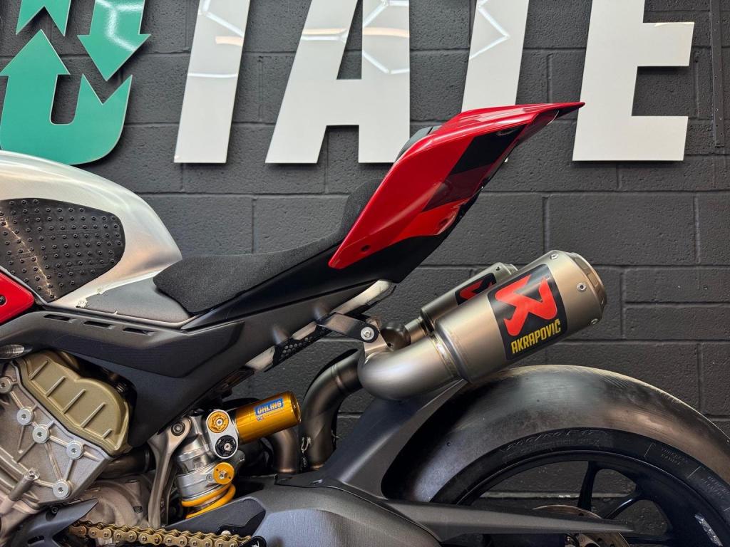 DUCATI PANIGALE V4R