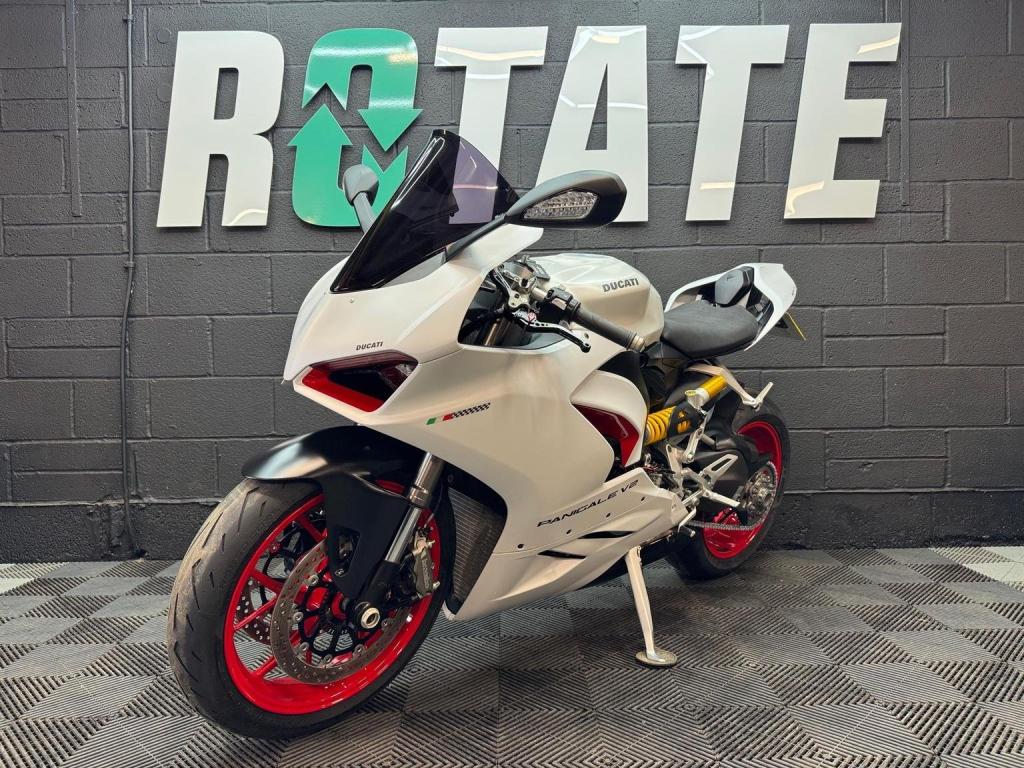 DUCATI PANIGALE V2
