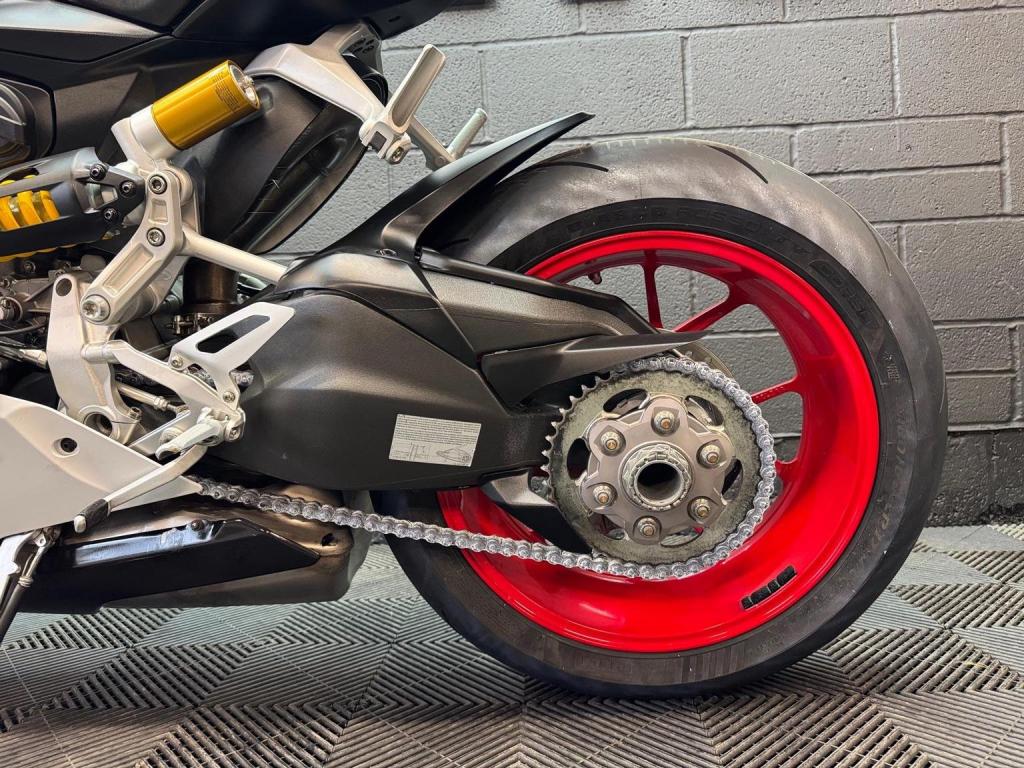 DUCATI PANIGALE V2