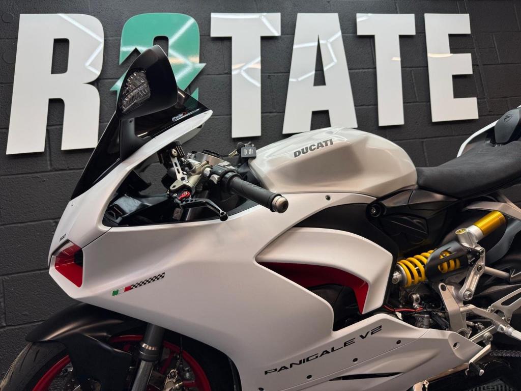 DUCATI PANIGALE V2