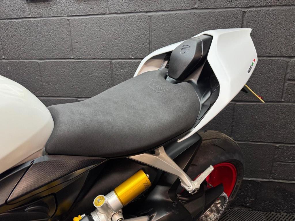 DUCATI PANIGALE V2