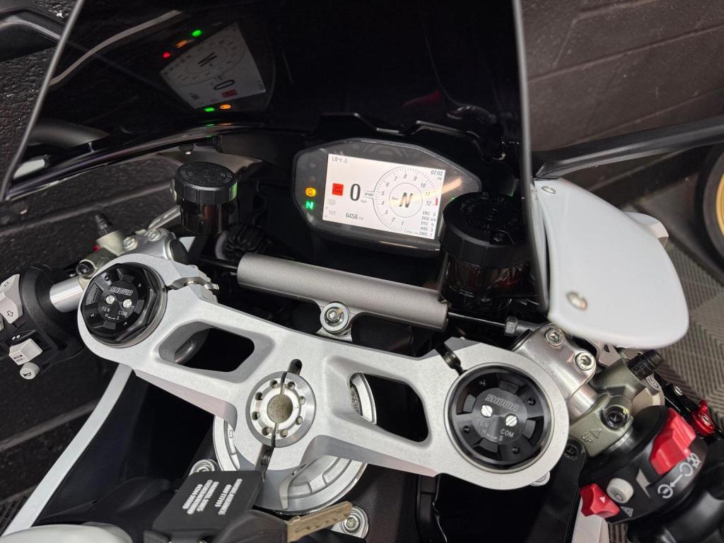 DUCATI PANIGALE V2
