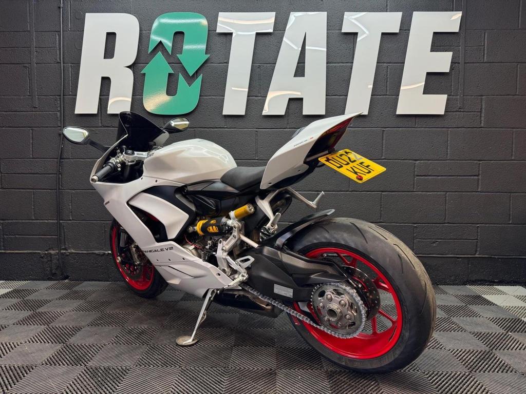 DUCATI PANIGALE V2
