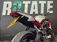 TRIUMPH STREET TRIPLE 675