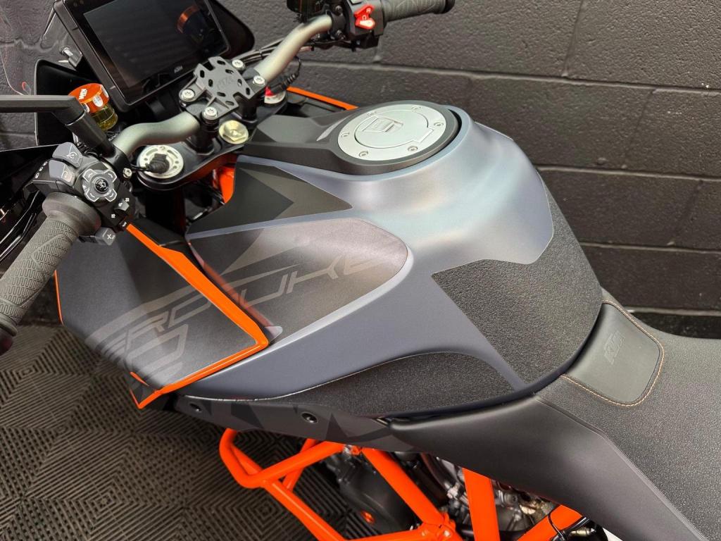 KTM 1290 SUPER DUKE GT