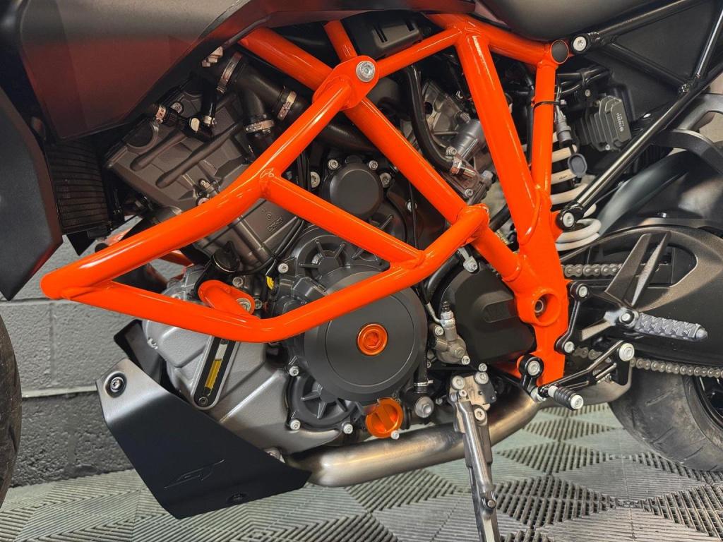 KTM 1290 SUPER DUKE GT