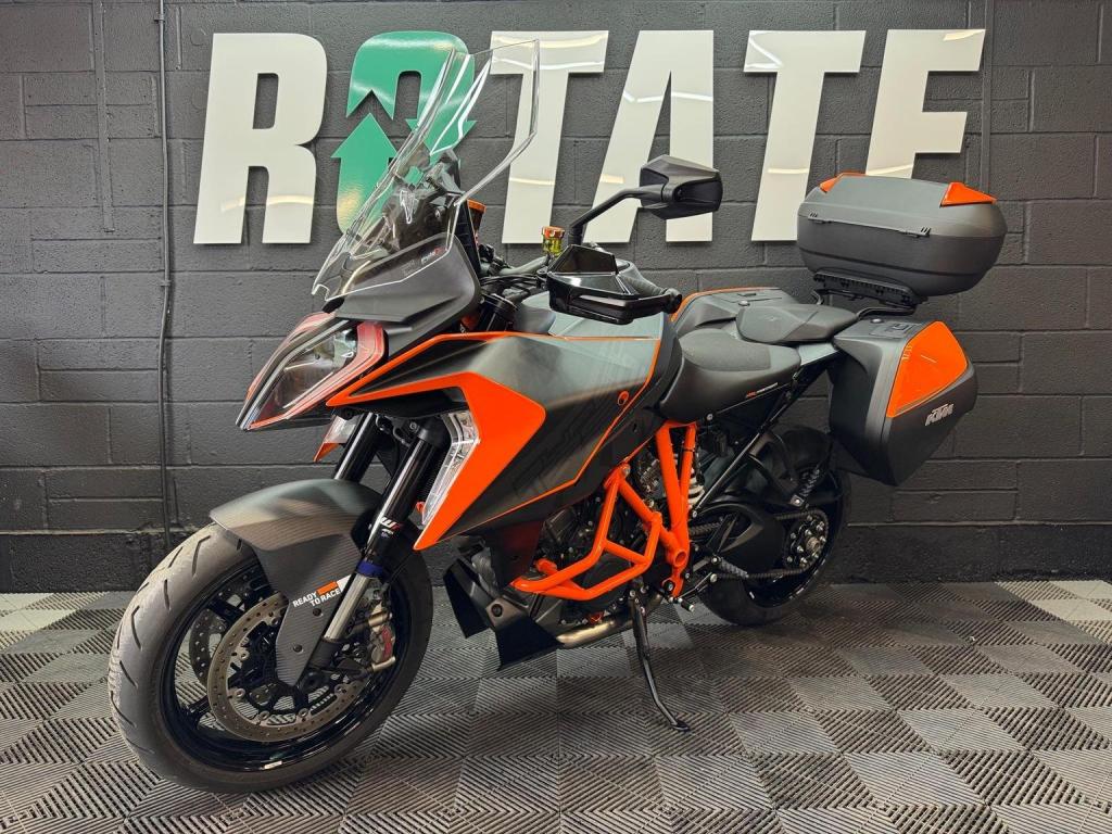 KTM 1290 SUPER DUKE GT