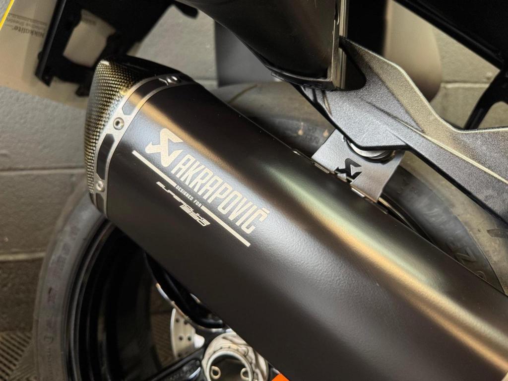 KTM 1290 SUPER DUKE GT