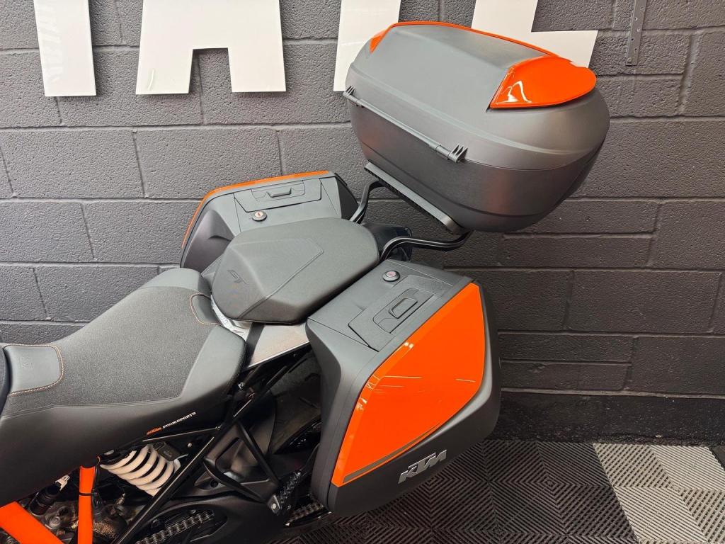 KTM 1290 SUPER DUKE GT