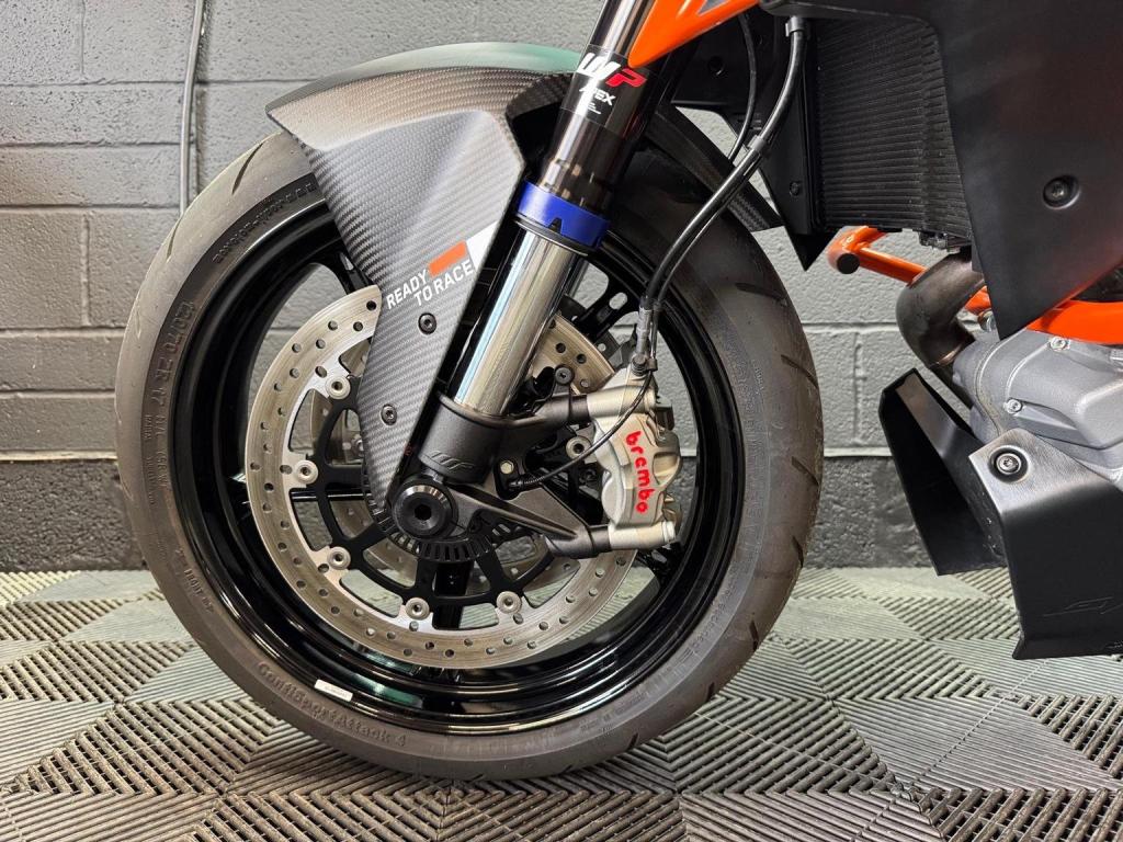 KTM 1290 SUPER DUKE GT