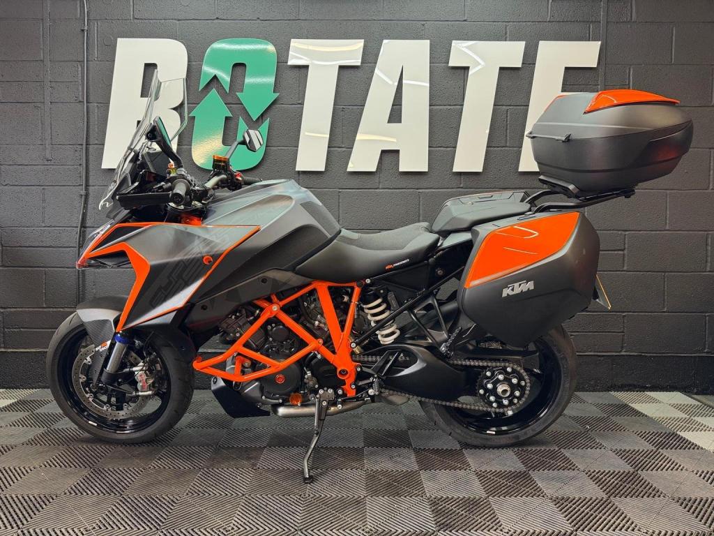 KTM 1290 SUPER DUKE GT